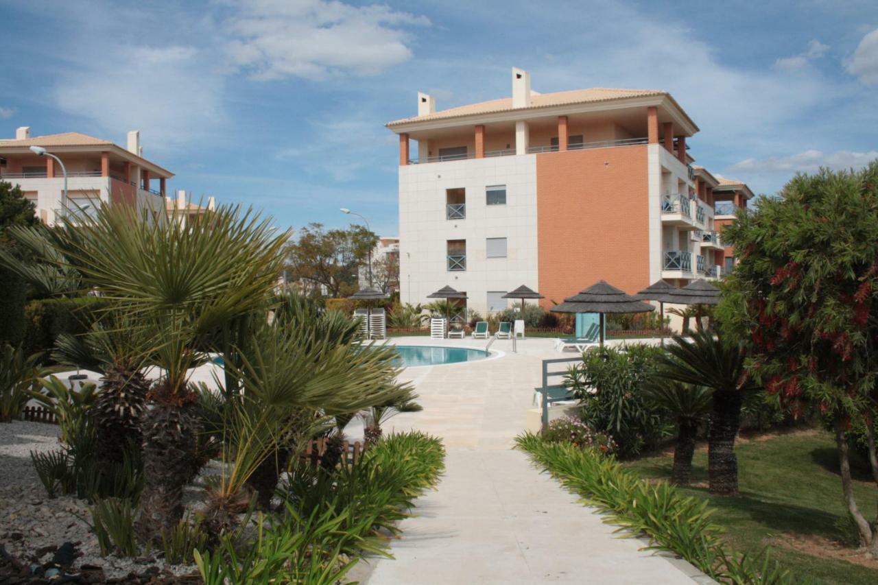 Apartamento Com Piscina Em Albufeira, Corcovada Exterior photo
