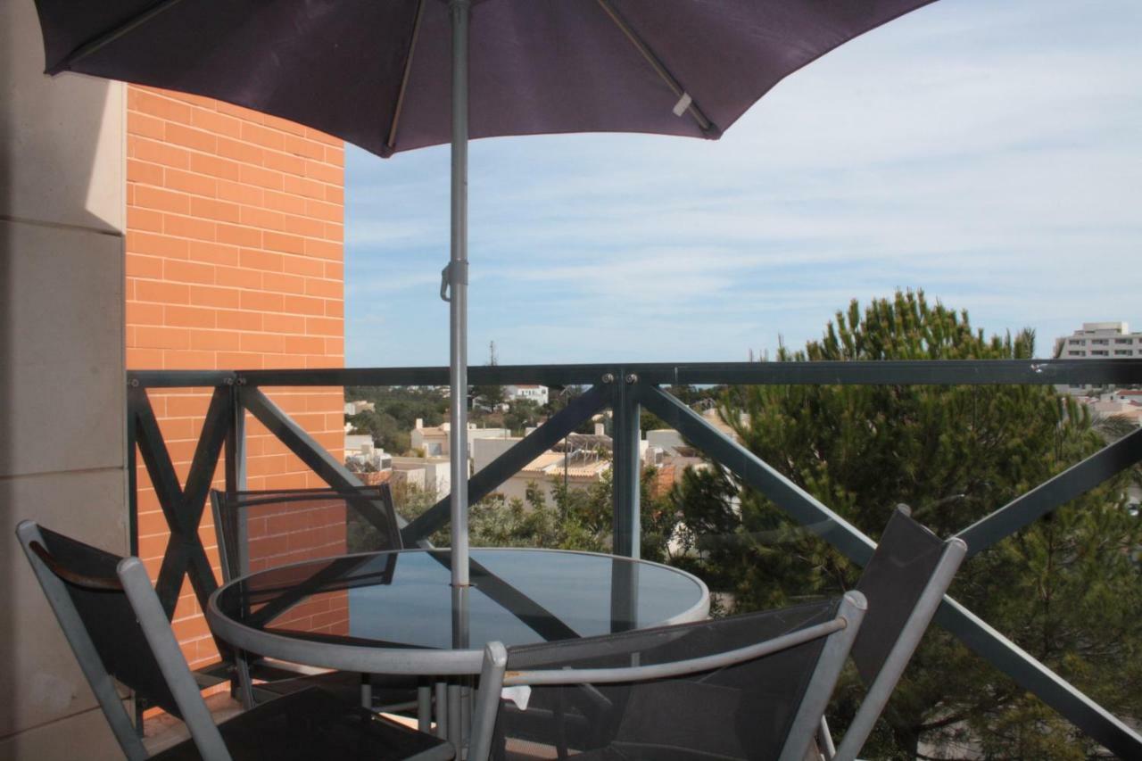 Apartamento Com Piscina Em Albufeira, Corcovada Exterior photo